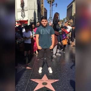 Meet your Posher, Javier